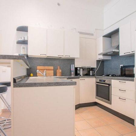 Spacious 2-Bedroom In The Centre Of Мантон Екстер'єр фото